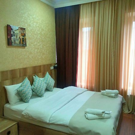 Epic Meidan Hotel Tiflis Exterior foto