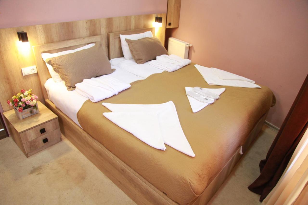 Epic Meidan Hotel Tiflis Exterior foto