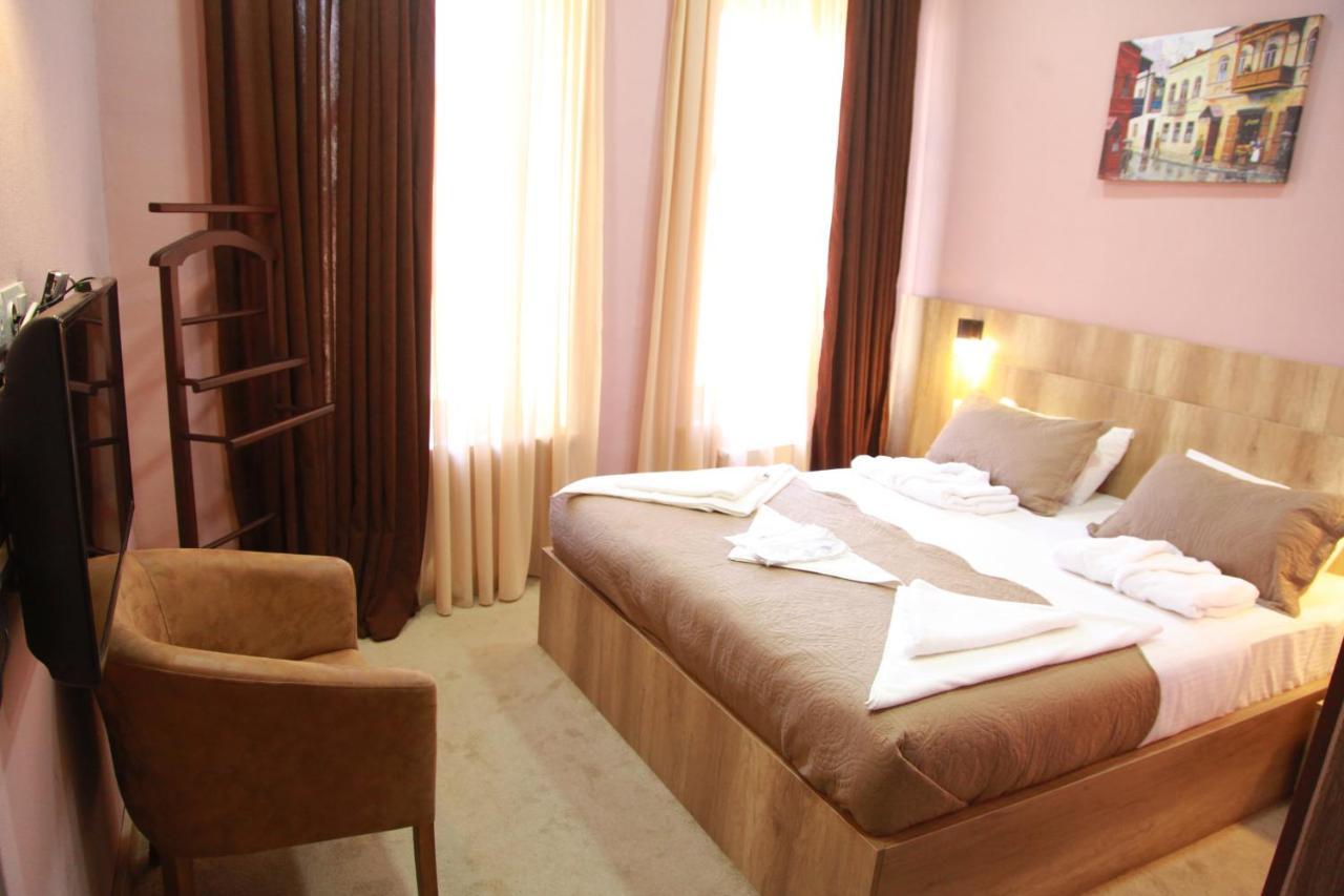 Epic Meidan Hotel Tiflis Exterior foto